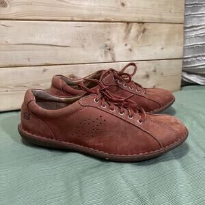 Born rust brown leather lace up